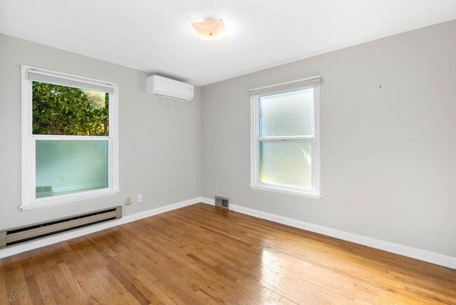 Building Photo - 4032 37th Ave SW