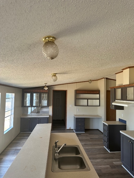 Building Photo - 107 Oakhill Ct