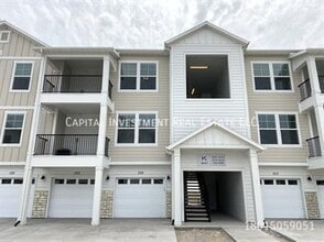 Building Photo - 947 W Coral Charm Wy