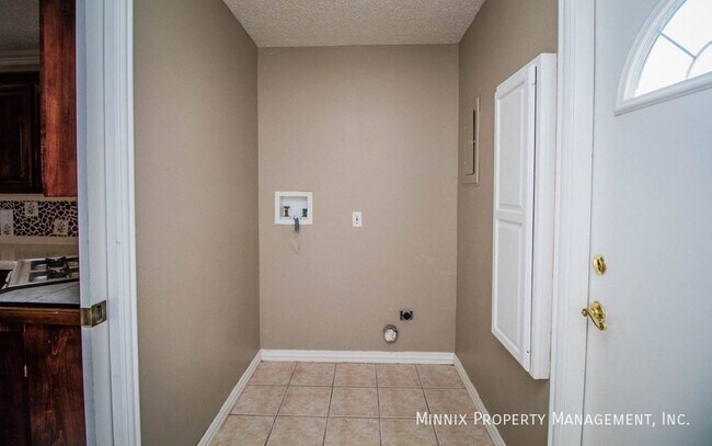 Building Photo - 5209 15th St