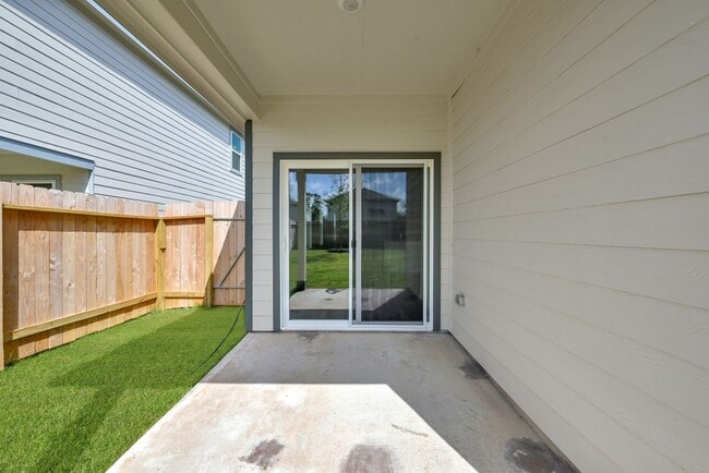 Building Photo - For Lease | 3 Bed, 2 Bath | 1,412 Sq Ft | Chapel Run community|