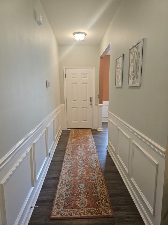 Building Photo - 514 Lionheart Ln