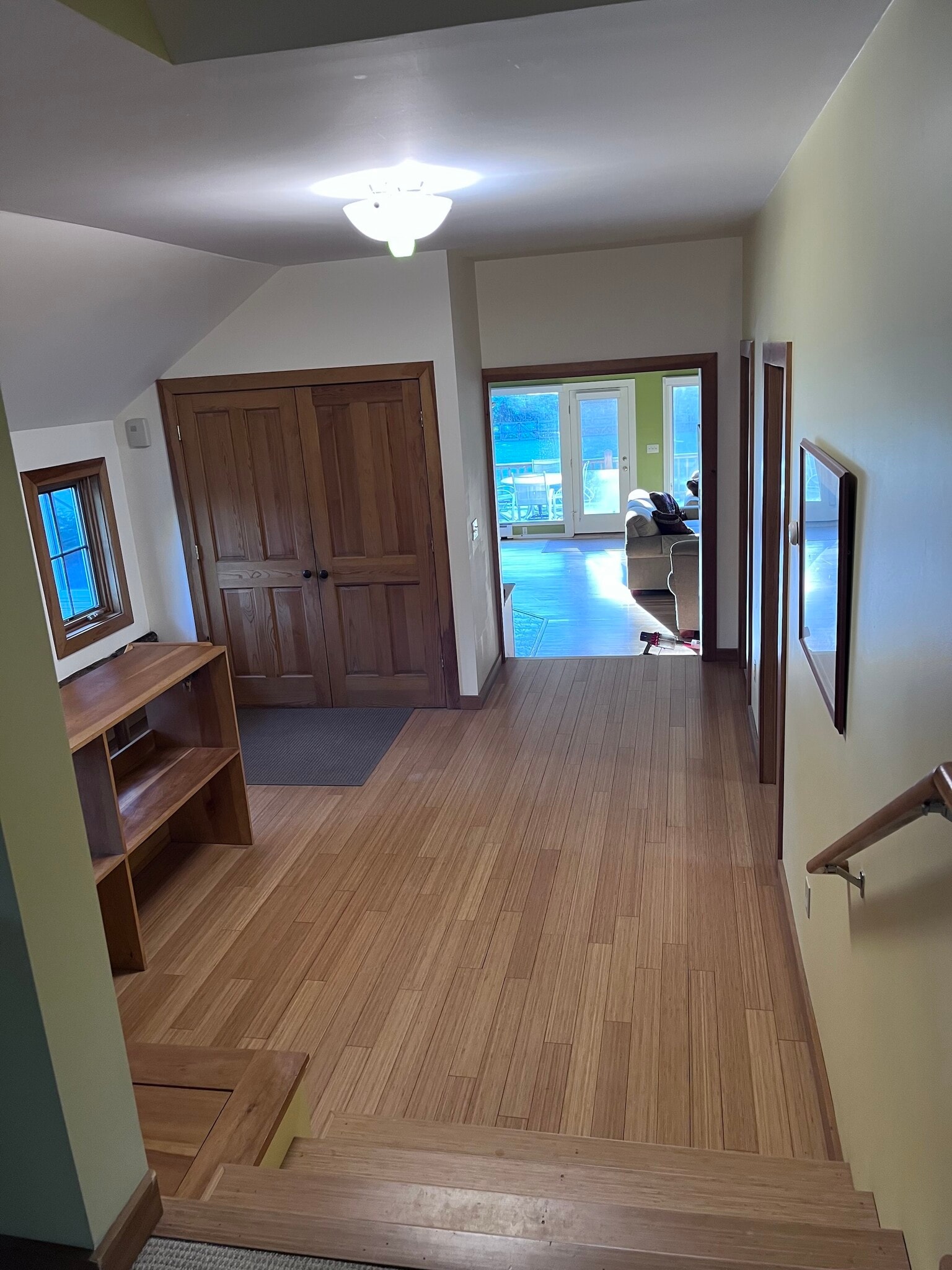 Entrty/Mudroom - 4312 Main St