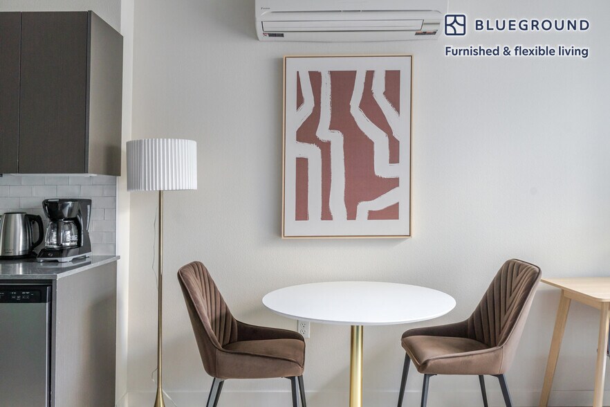 Building Photo - 1955 129th Ave NE