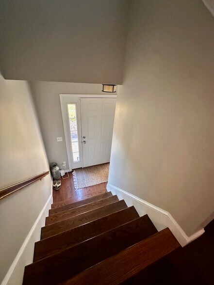 Building Photo - 150 Worcester St