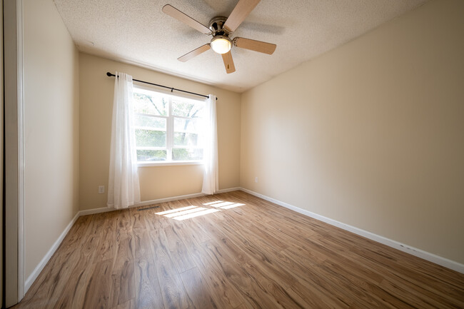 Building Photo - 15649 Crestone Path