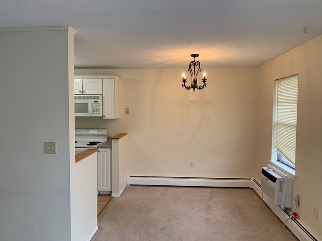 Building Photo - Upper Level Unit With Heat and Hot Water I...