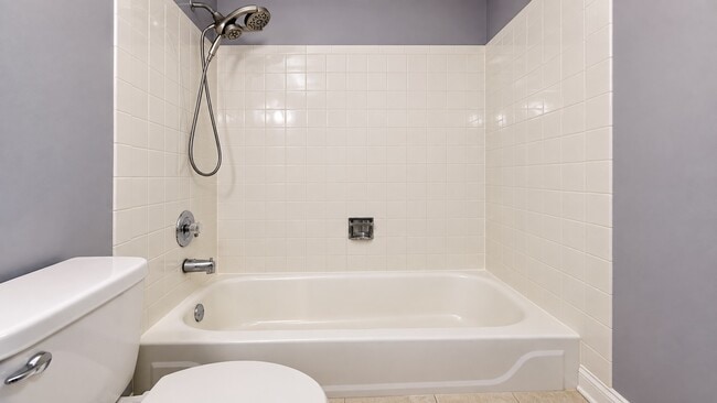 Building Photo - 329 Grissom Ct