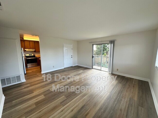 Building Photo - 1380-1384 Hygeia Ave - 1384