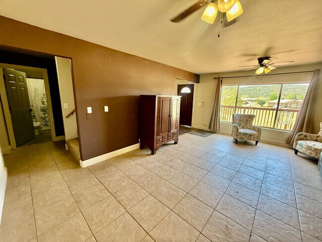 Building Photo - 4-BR Home with Horse Privileges in Apple Valley