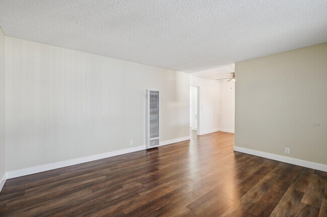 Floorplan - 831 E Pine St