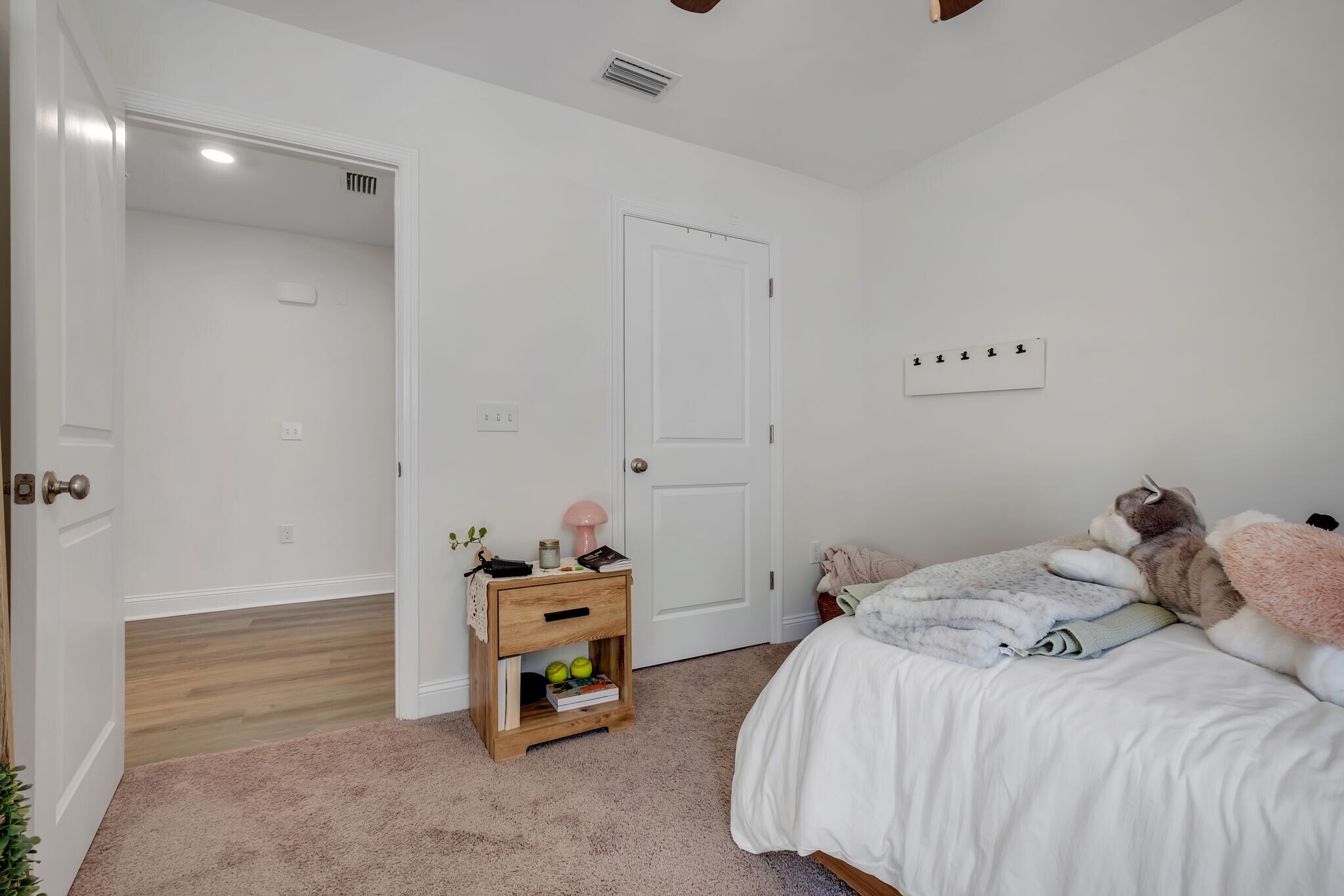 Building Photo - 458 Grand Oaks Rd