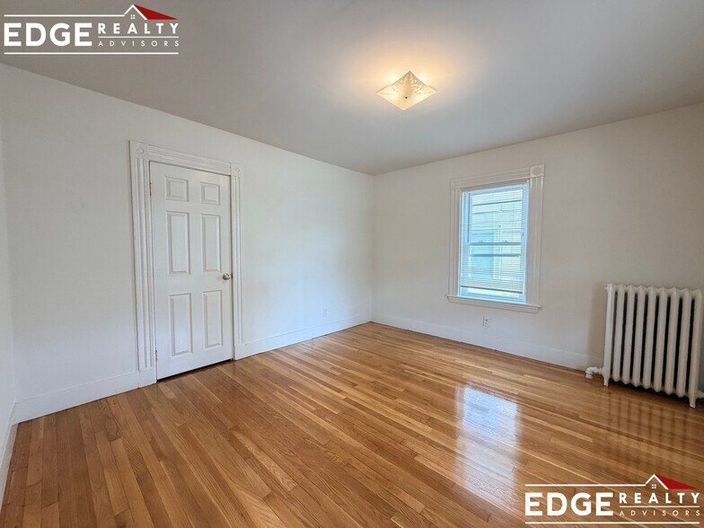 Building Photo - 33R Winship Pl
