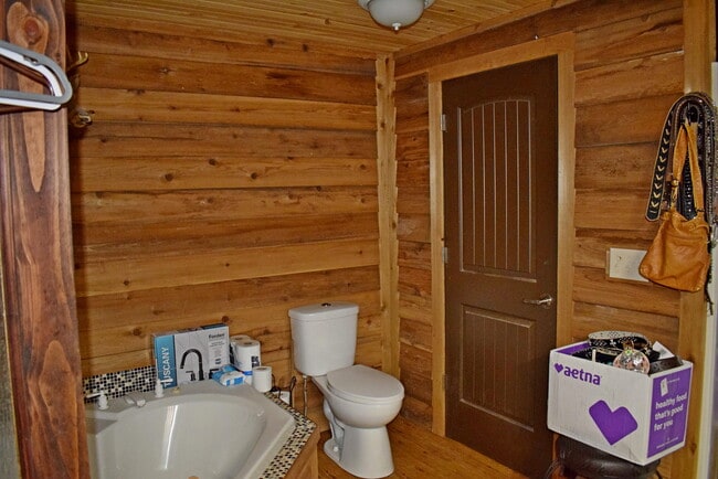 Building Photo - 6271 W Cedar Meadows Ln