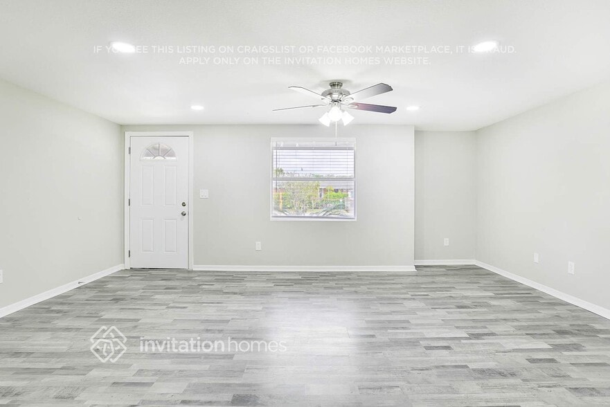 Building Photo - 201 Spring Lake Cir