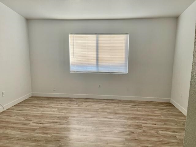 Building Photo - 2110 Los Feliz St