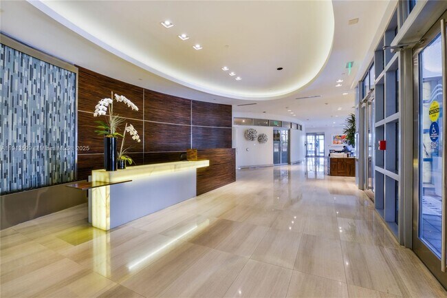 Building Photo - 1330 West Ave