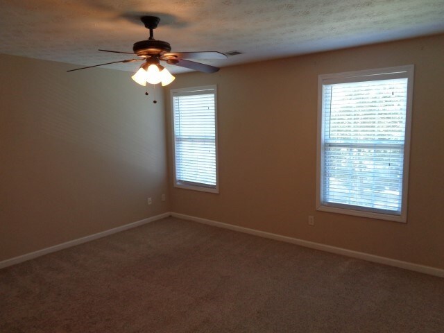 Building Photo - 5110 Salem Dr