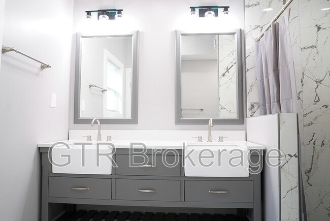 Building Photo - 307 Cheryl Ct