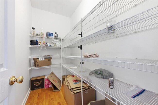 Building Photo - 48 Blue Hills Dr