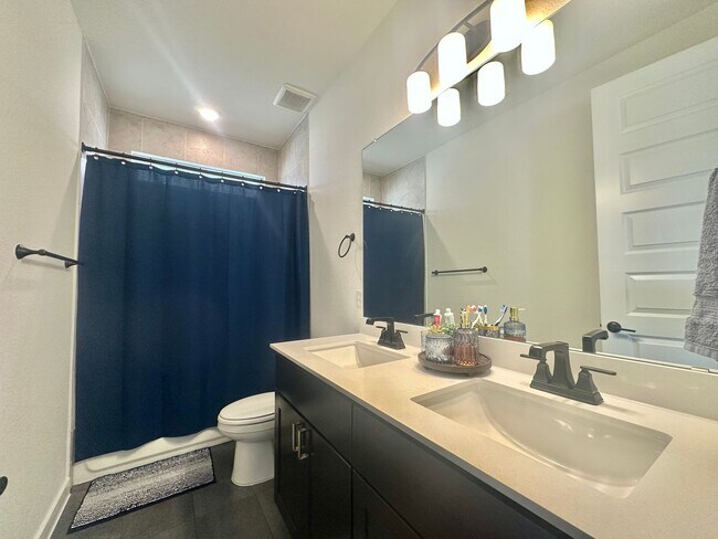 Building Photo - 137 Alfalfa Dr