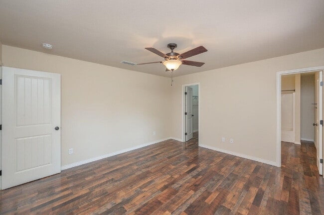 Building Photo - 646 Hunters Ridge Rd
