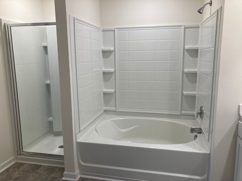 Building Photo - 5766 Wildlife Cir