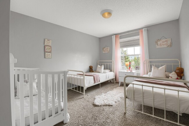 Building Photo - 3197 Arden Dr