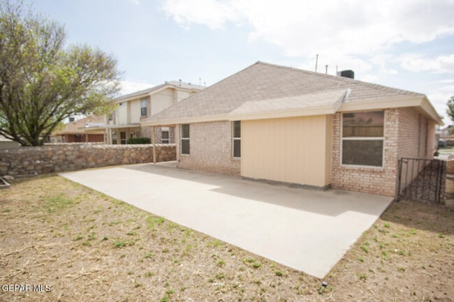 Building Photo - 5449 Colin Powell Ave
