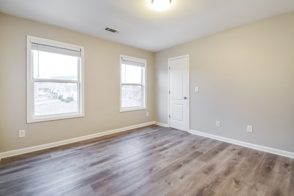 Building Photo - 1950 Lily Valley Dr