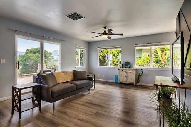 Building Photo - Available NOW! Largest Model in Sea Countr...