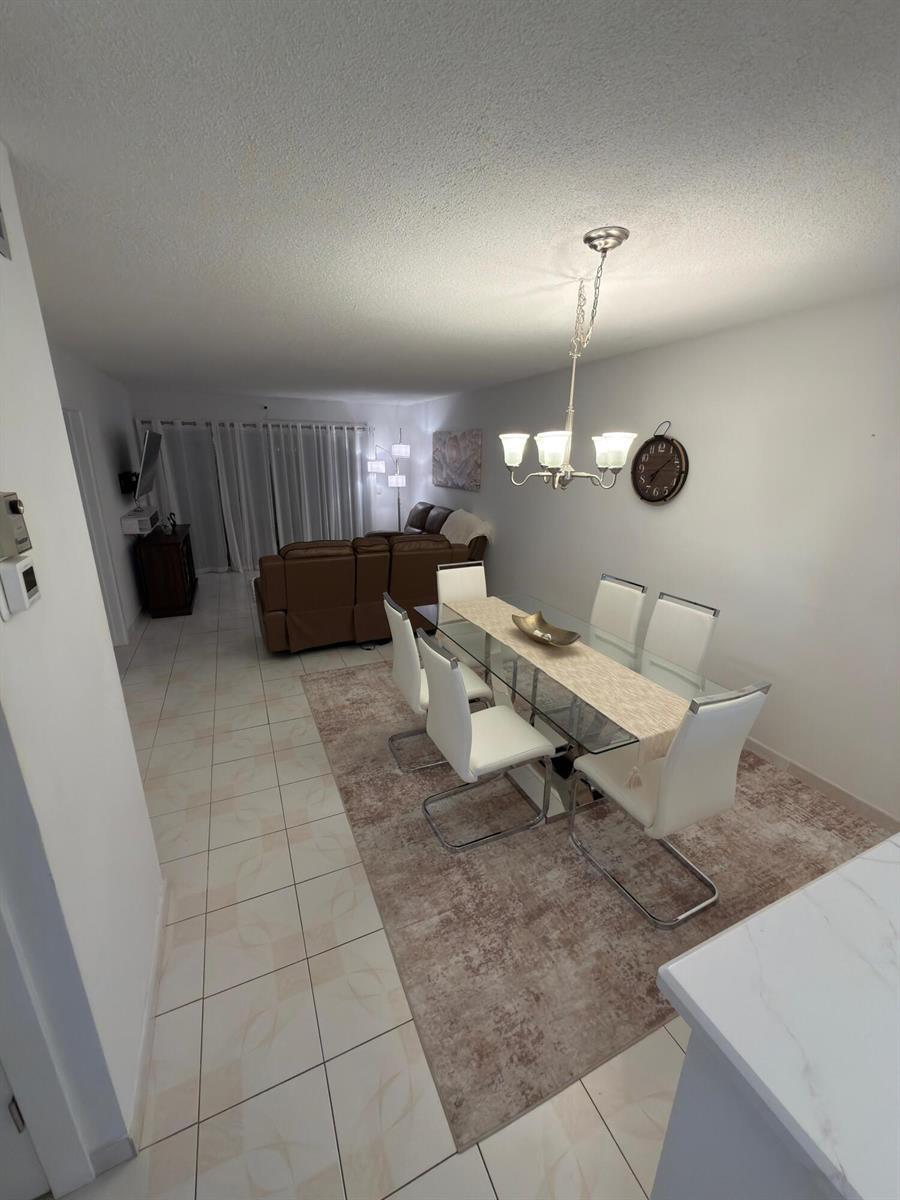 Building Photo - 450 Paradise Isle Blvd