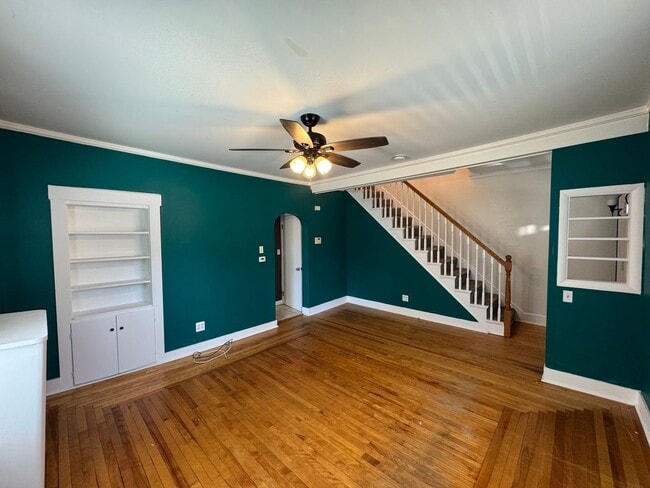 Building Photo - Spacious 4-Bedroom Home with Upgrades and ...