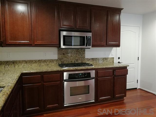 Building Photo - 10543 Avenida Olinda