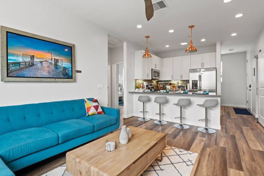 Building Photo - 4569 Cape May Ave