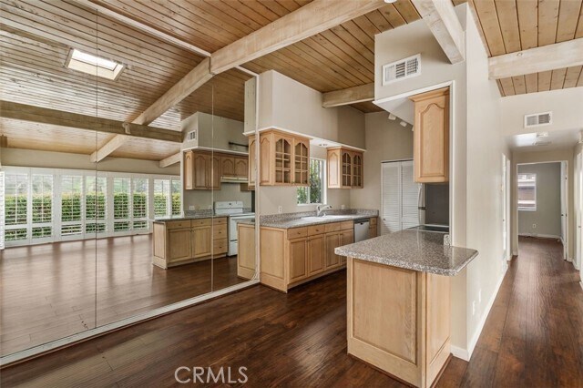 Building Photo - 2516 Bayside Dr