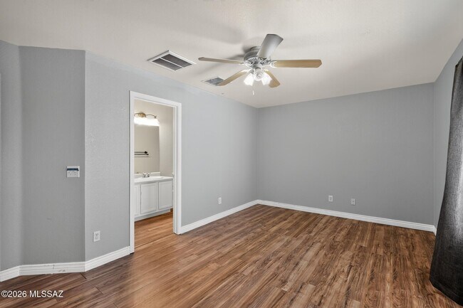 Building Photo - 1337 W Camino Mesa Sonorense