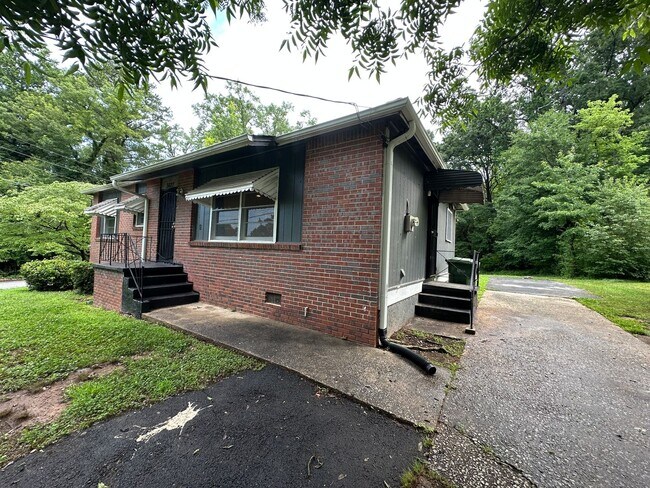Building Photo - 3627 Croft Pl NW