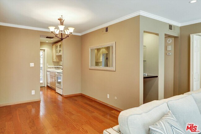 Building Photo - 4845 Maytime Ln