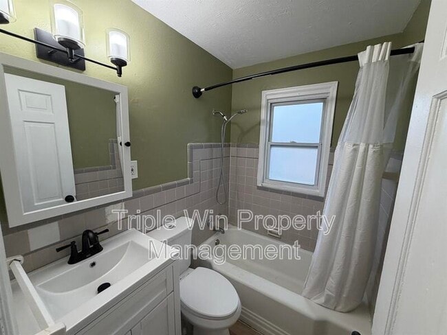 Building Photo - 8138 Blanchard Dr