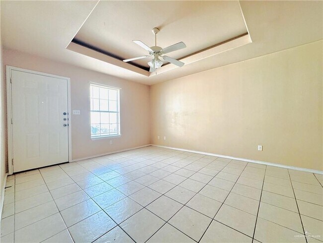 Building Photo - 1409 W Prosperity Dr