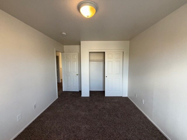Building Photo - 5049 Hazelyn Ct