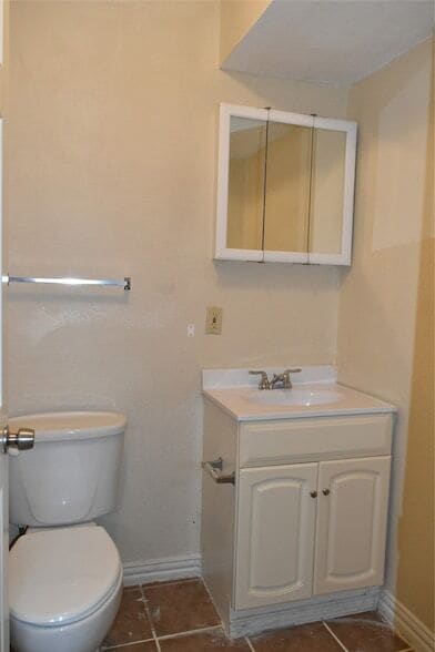 Building Photo - 2014 High Bluff Dr