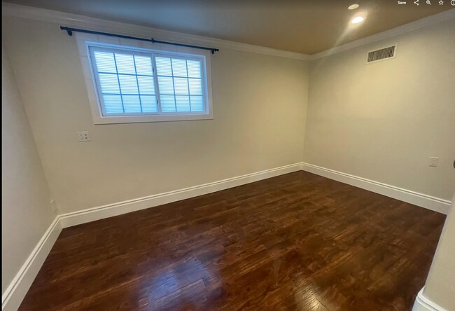 Building Photo - Call for your Private Showing! - Rent Ready September 1st