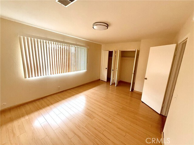 Building Photo - 6439 Woodman Ave