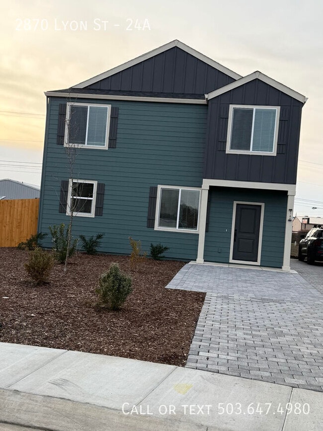 Building Photo - 2870 Lyon St