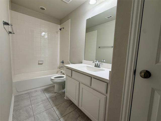 Building Photo - 509 Lomax Ln