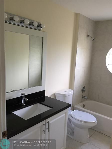 Building Photo - 3118 Coral Ridge Dr