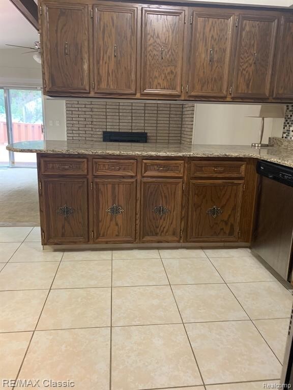 Building Photo - 43056 Devon Ln