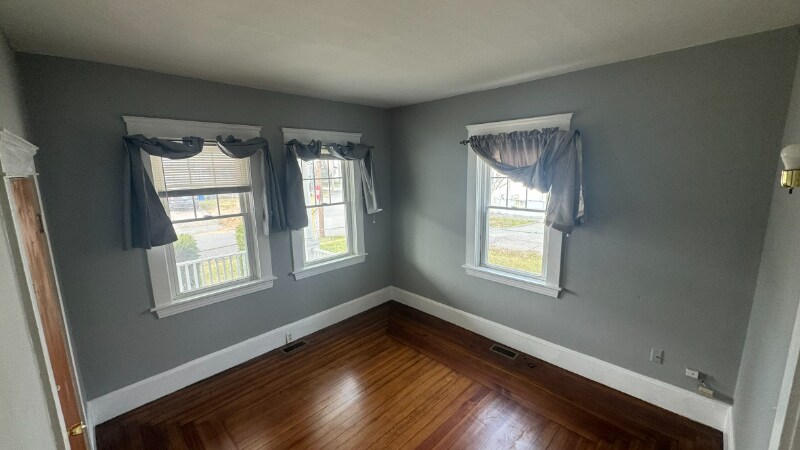 Building Photo - 38 Pengrove St